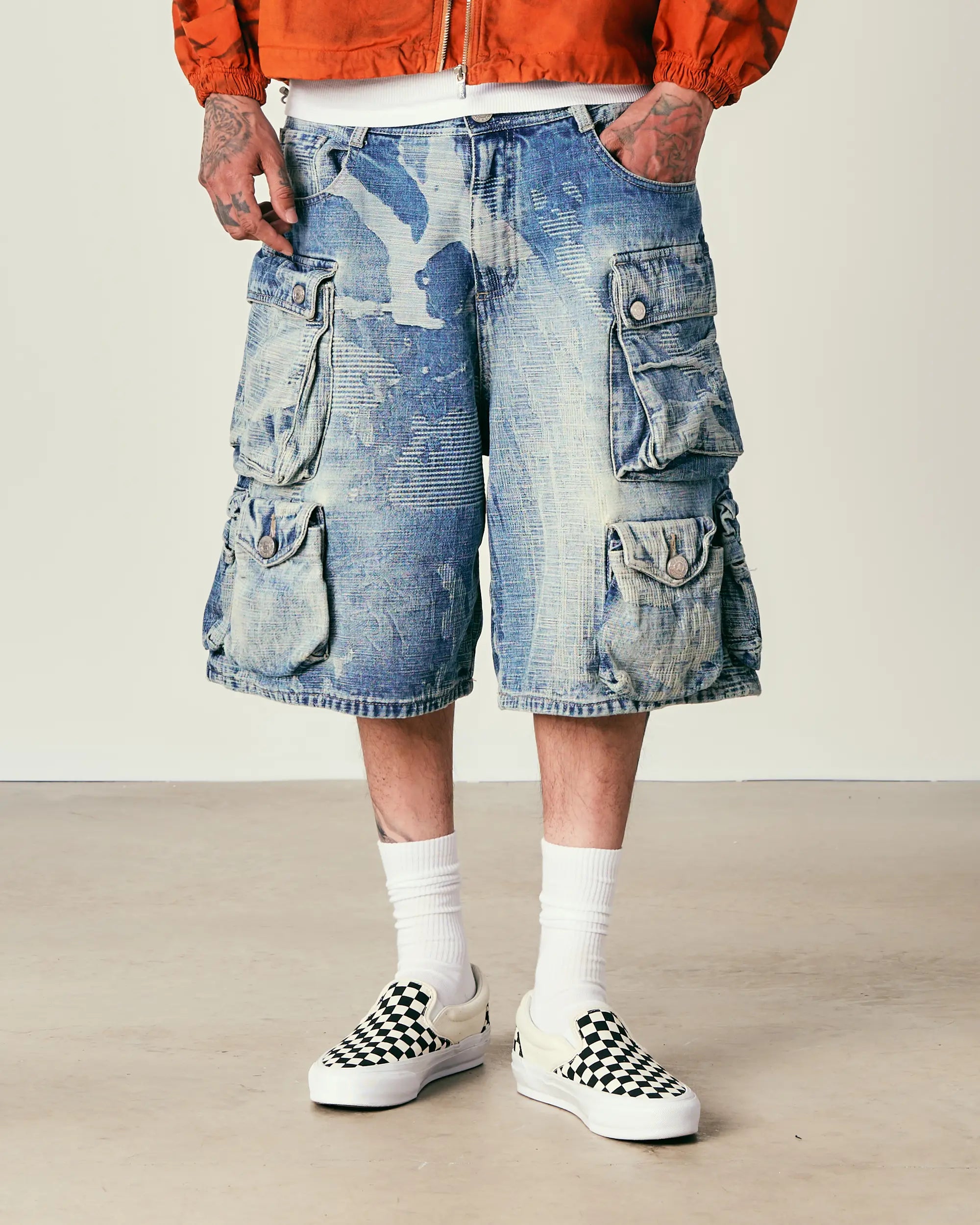 Ten pockets Camo Cargo Shorts